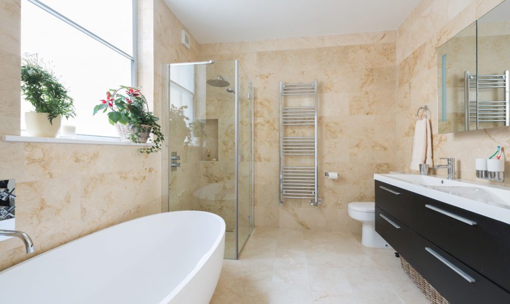 6 Hacks to Keep Bath Towels Clean