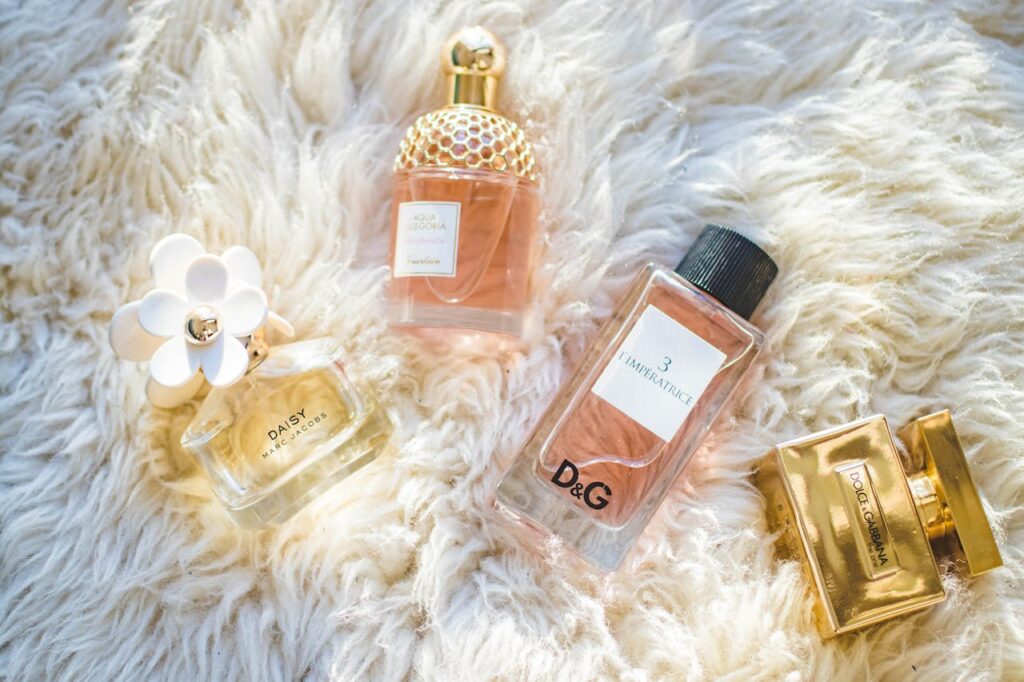 Personalized Perfume Bottles: Creating Signature Scents with Bespoke Packaging